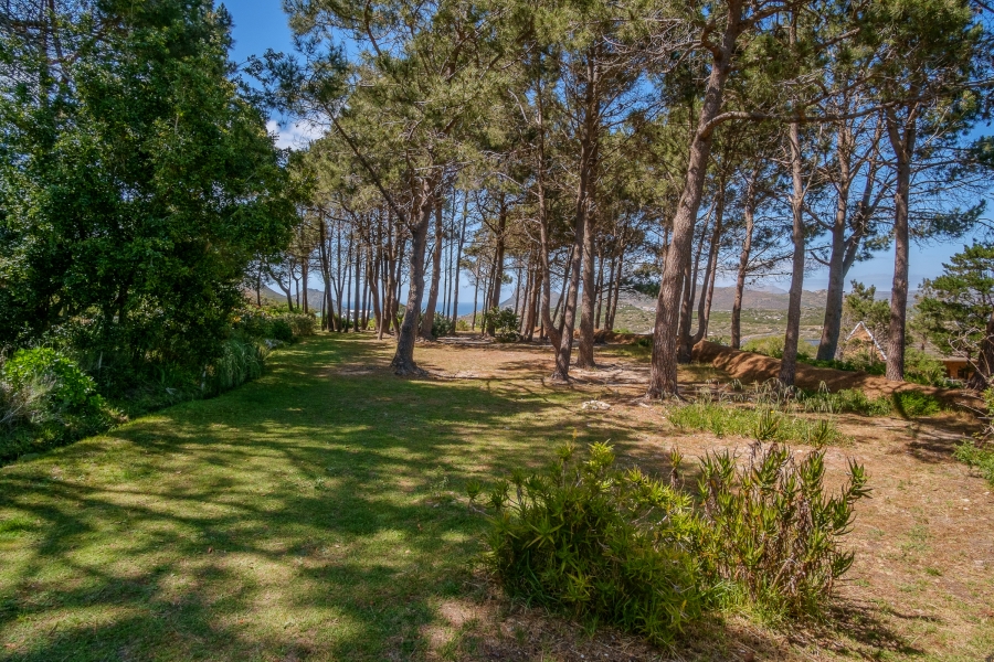 6 Bedroom Property for Sale in San Michel Western Cape